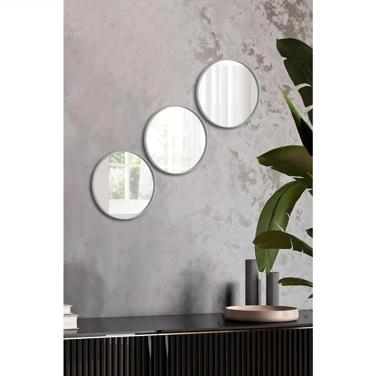 GÜMÜŞ YUVARLAK DEKORATİF SUNUMLUK 24x24x2 ,1 Adet - Ürün Görseli 1