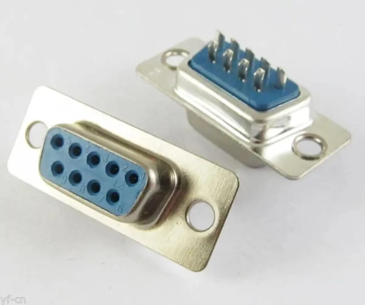 9 Pin Lehim Tip Dişi D-Sub Konnektör - OEM - Ürün Görseli 1