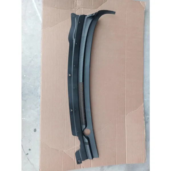 Chevrolet Spark ön cam Sağ yagmur ızgarası 2013-2016 - GM / PSA Orijinal - Ürün Görseli 1