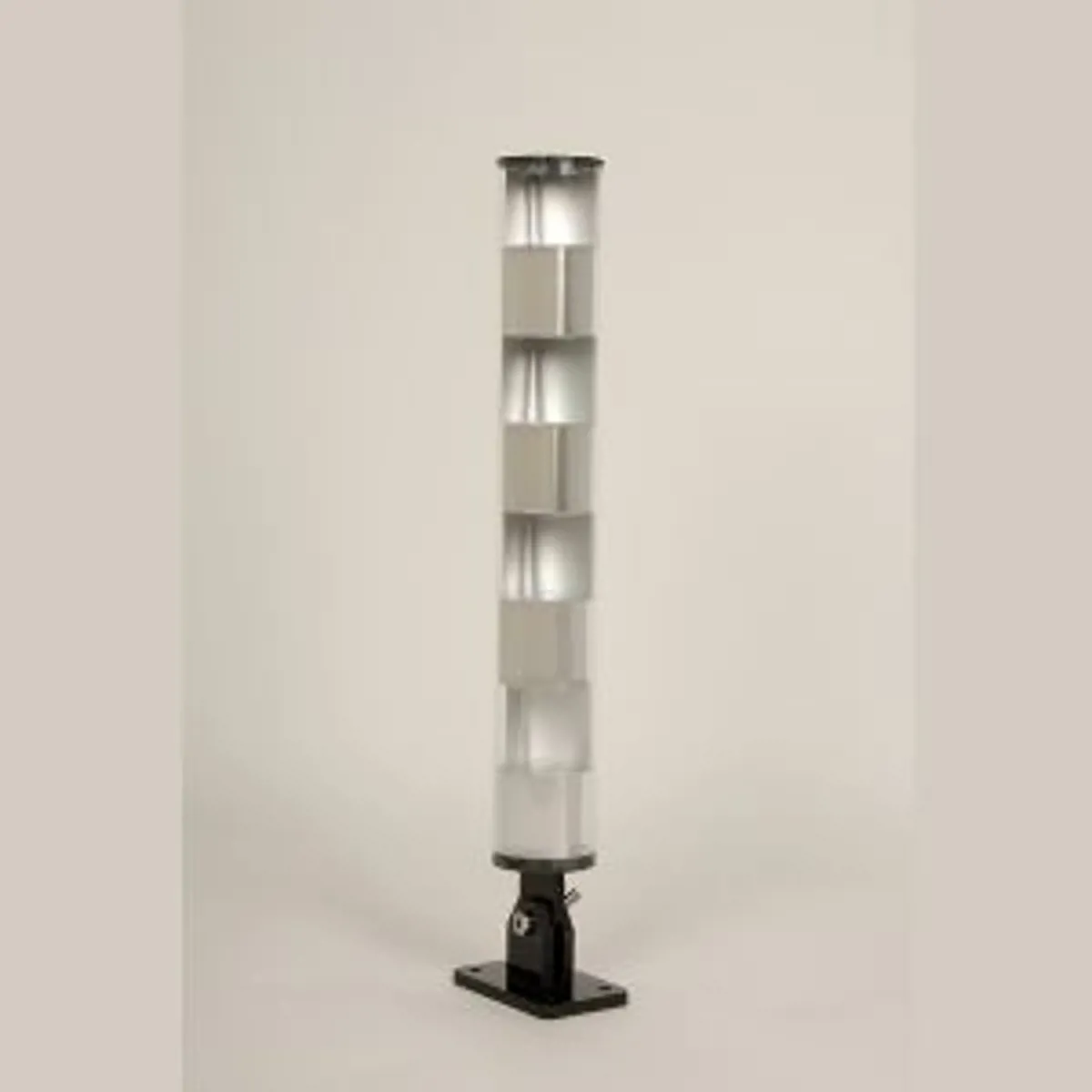 RADAR REFLEKTÖR BRAKETLİ BOY 30 CM - Deniz Toptan - Ürün Görseli 1