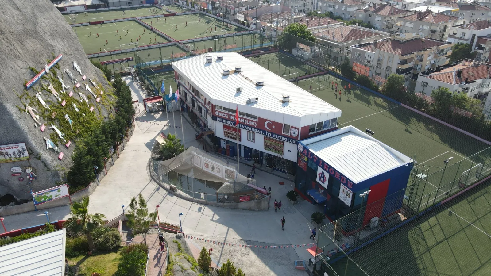 Altınordu FK Sait Altınordu Tesisleri mağaza ve tesis görünümü