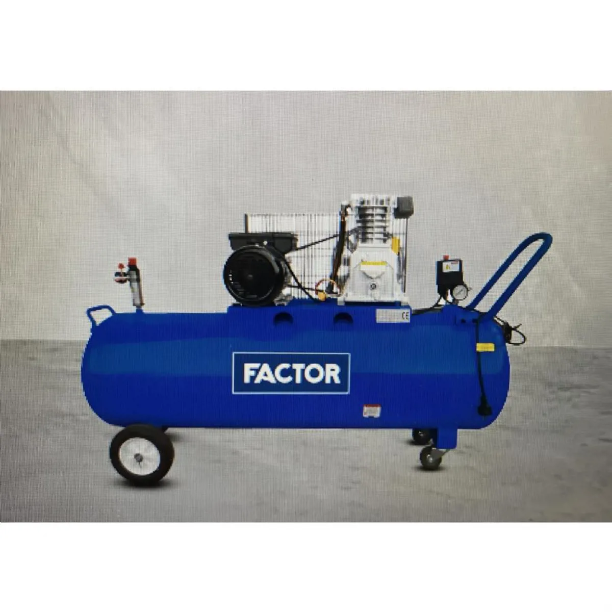 FACTOR 300 LT. KOMPRESÖR 380V. 5.5HP KASNAKLI - Ürün Görseli 1
