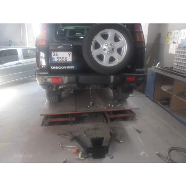 LAND ROVER DISCOVERY 3 - Ürün Görseli 1