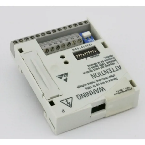 E82ZAFPC201 Lenze Profibus I/O Module - LENZE - Ürün Görseli 1