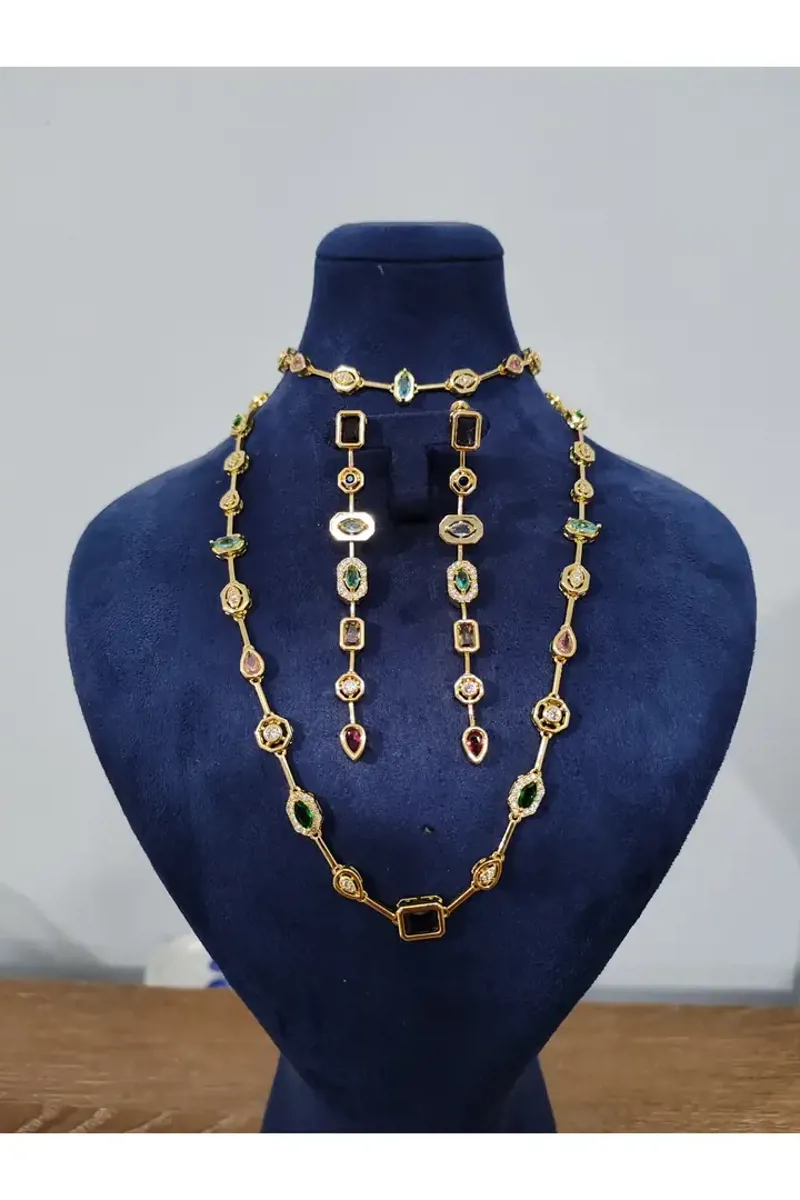 7 Element Kolye Küpe Bileklik Seti Gold - Ürün Görseli 1