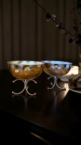 Royal Twist Metal Vazo - Binbirmalzeme - Ürün Görseli 1
